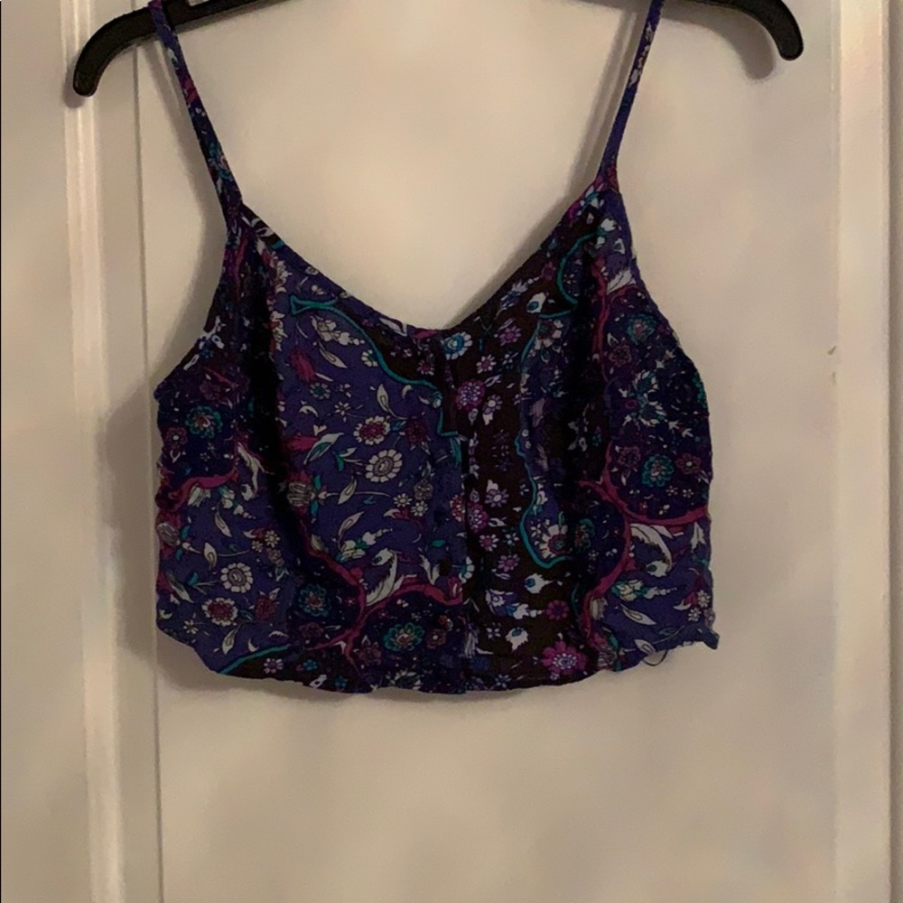 Kendle and Kylie crop